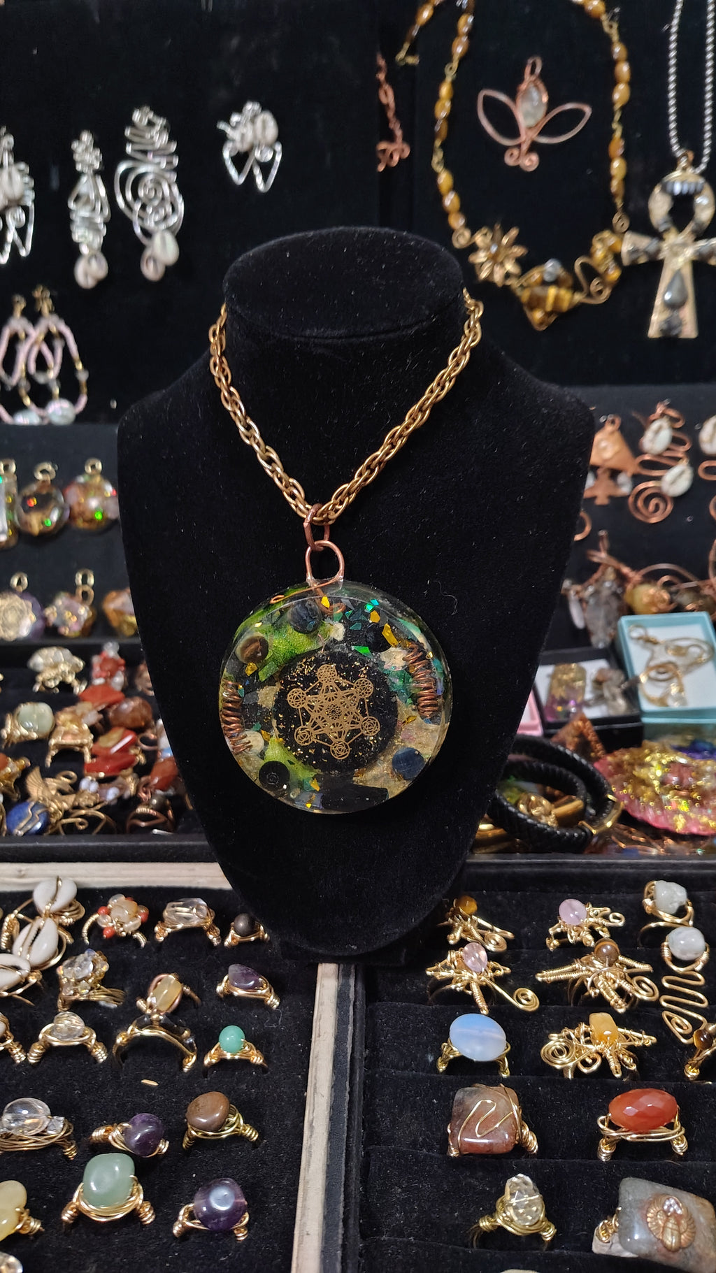 Geometric Power pendant
