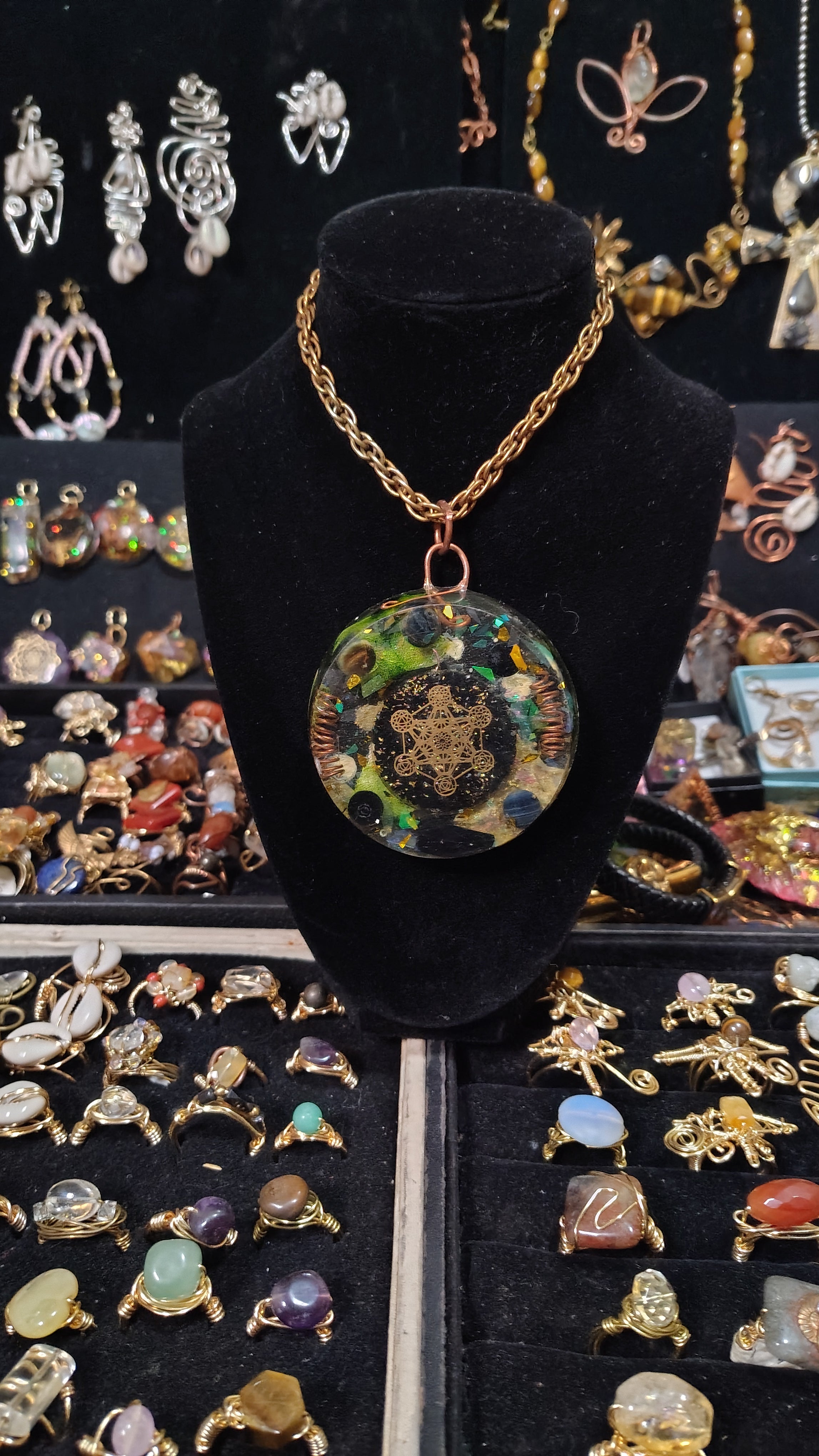 Geometric Power pendant